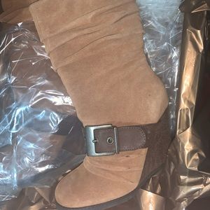 Heeled dr scholls boots
